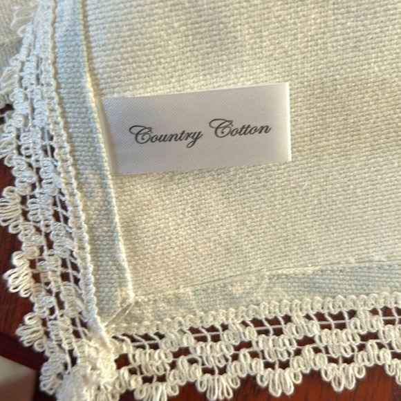 Light blue, shabby chic table runner - Picture 2 of 3